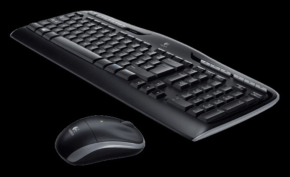 LOGITECH%20MK330%20KABLOSUZ%20SET%20MM%20Q%20TR%20USB%20SİYAH%20920-003988